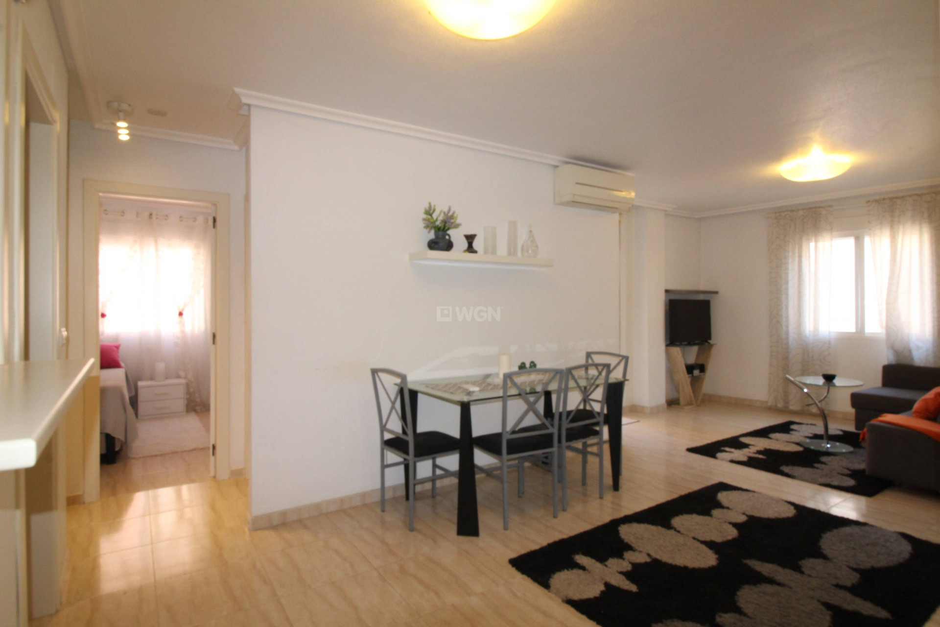 Odsprzedaż - Mieszkanie w bloku - Torrevieja - Centro
