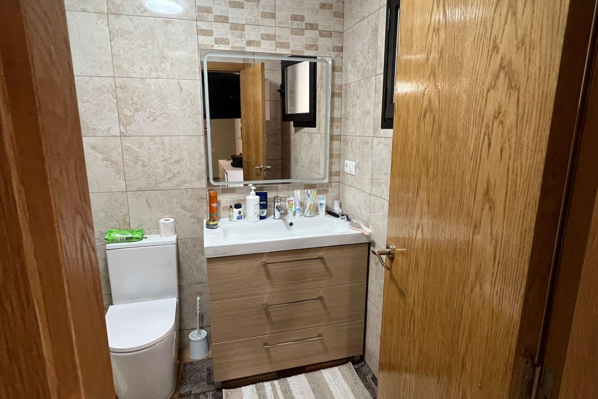 Odsprzedaż - Mieszkanie w bloku - Torrevieja - Centro