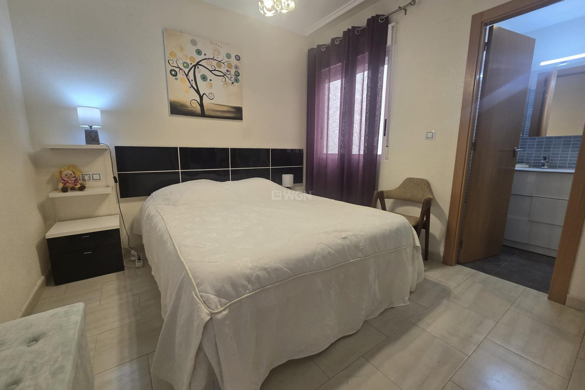 Odsprzedaż - Mieszkanie w bloku - Torrevieja - Centro