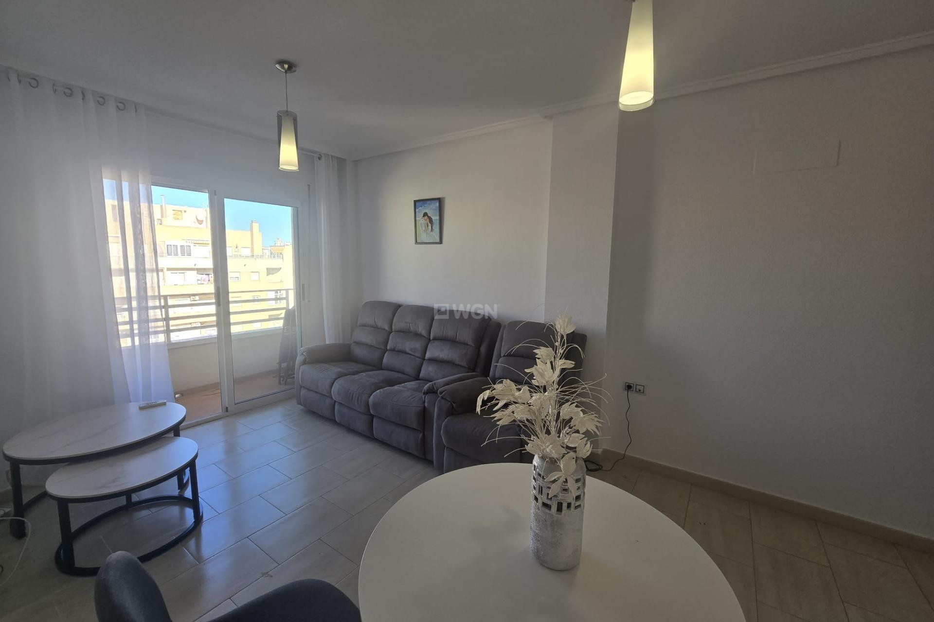Odsprzedaż - Mieszkanie w bloku - Torrevieja - Centro
