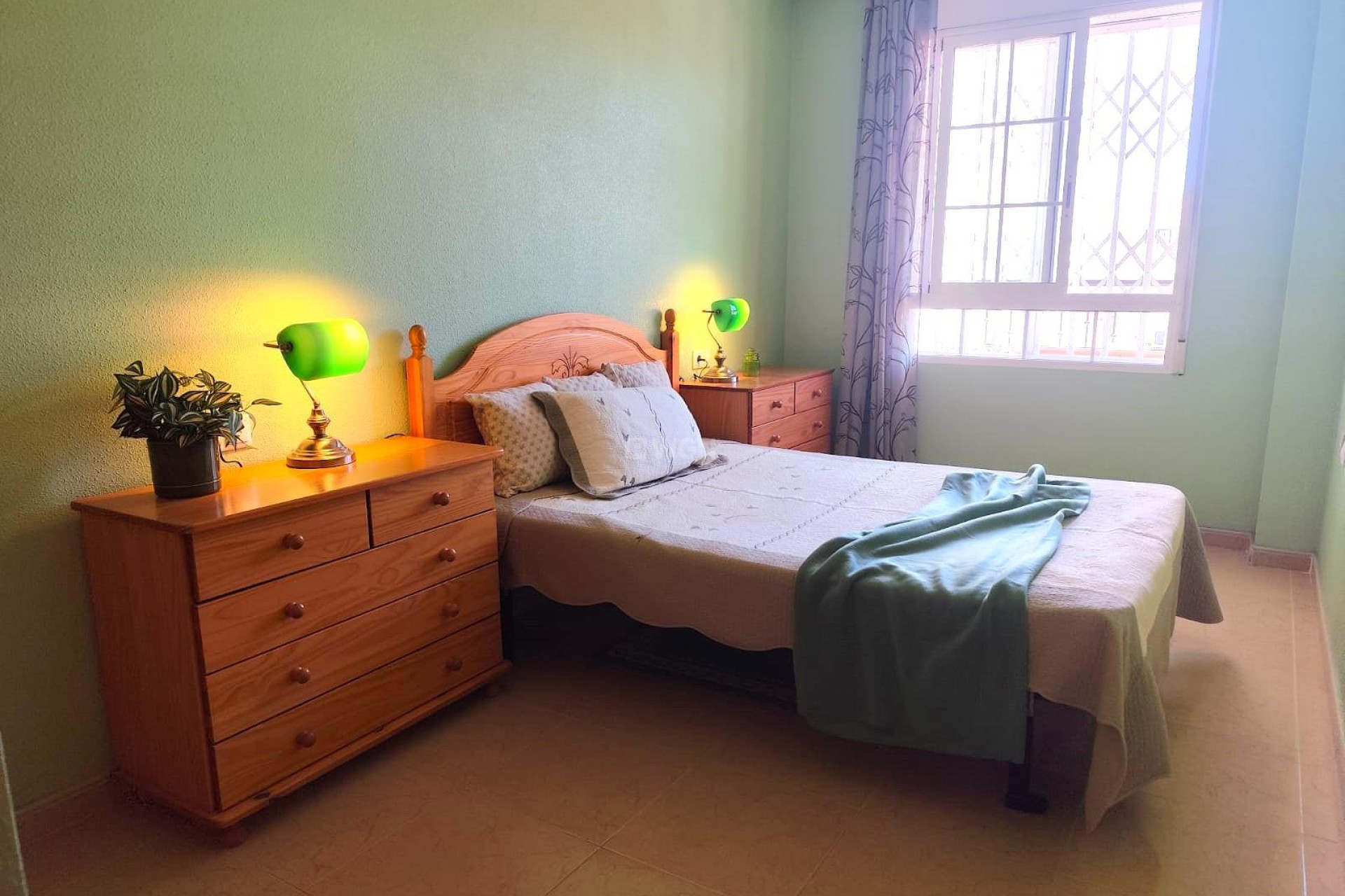 Odsprzedaż - Mieszkanie w bloku - Torrevieja - Centro