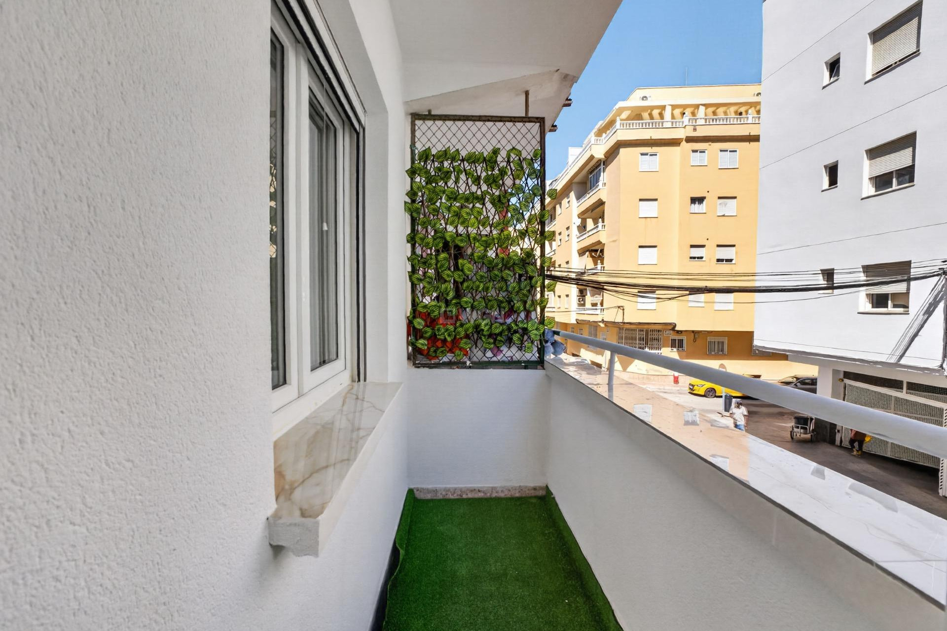 Odsprzedaż - Mieszkanie w bloku - Torrevieja - Centro