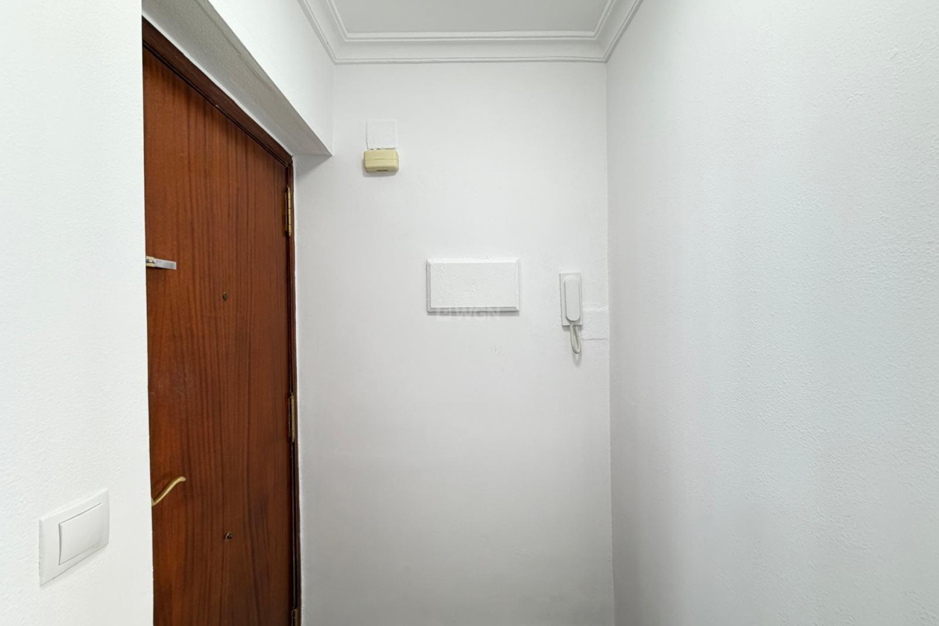 Odsprzedaż - Mieszkanie w bloku - Torrevieja - Centro
