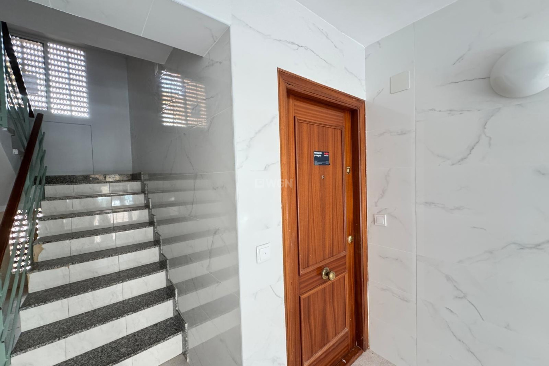 Odsprzedaż - Mieszkanie w bloku - Torrevieja - Centro