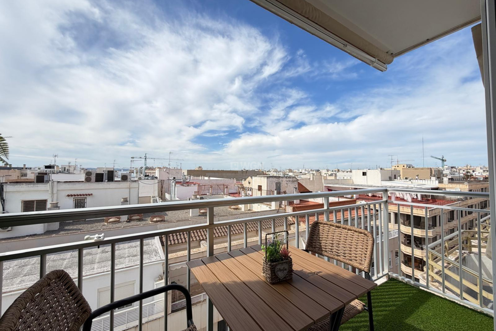 Odsprzedaż - Mieszkanie w bloku - Torrevieja - Centro