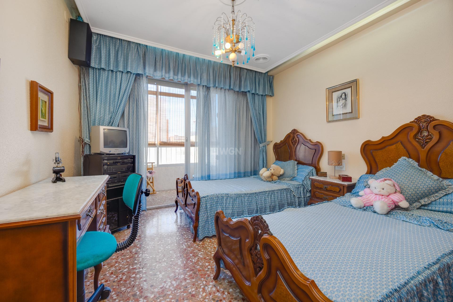 Odsprzedaż - Mieszkanie w bloku - Torrevieja - Centro