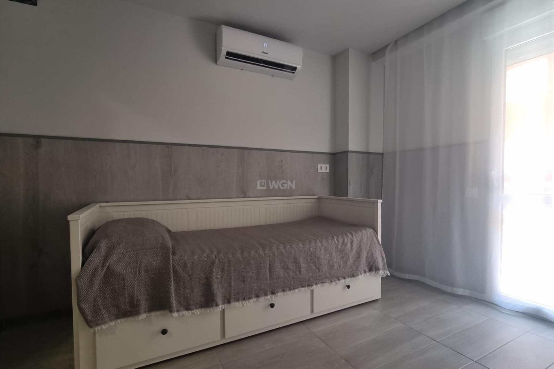 Odsprzedaż - Mieszkanie w bloku - Torrevieja - Centro