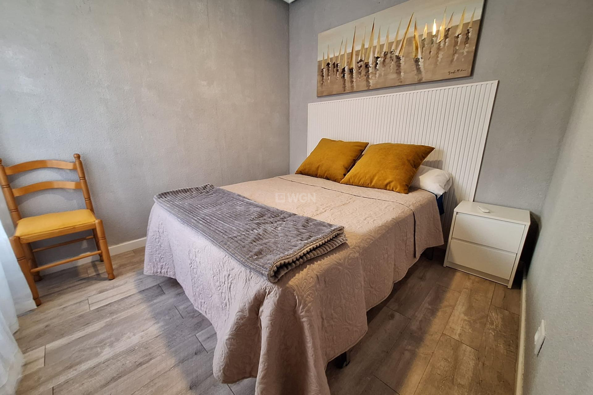 Odsprzedaż - Mieszkanie w bloku - Torrevieja - Centro