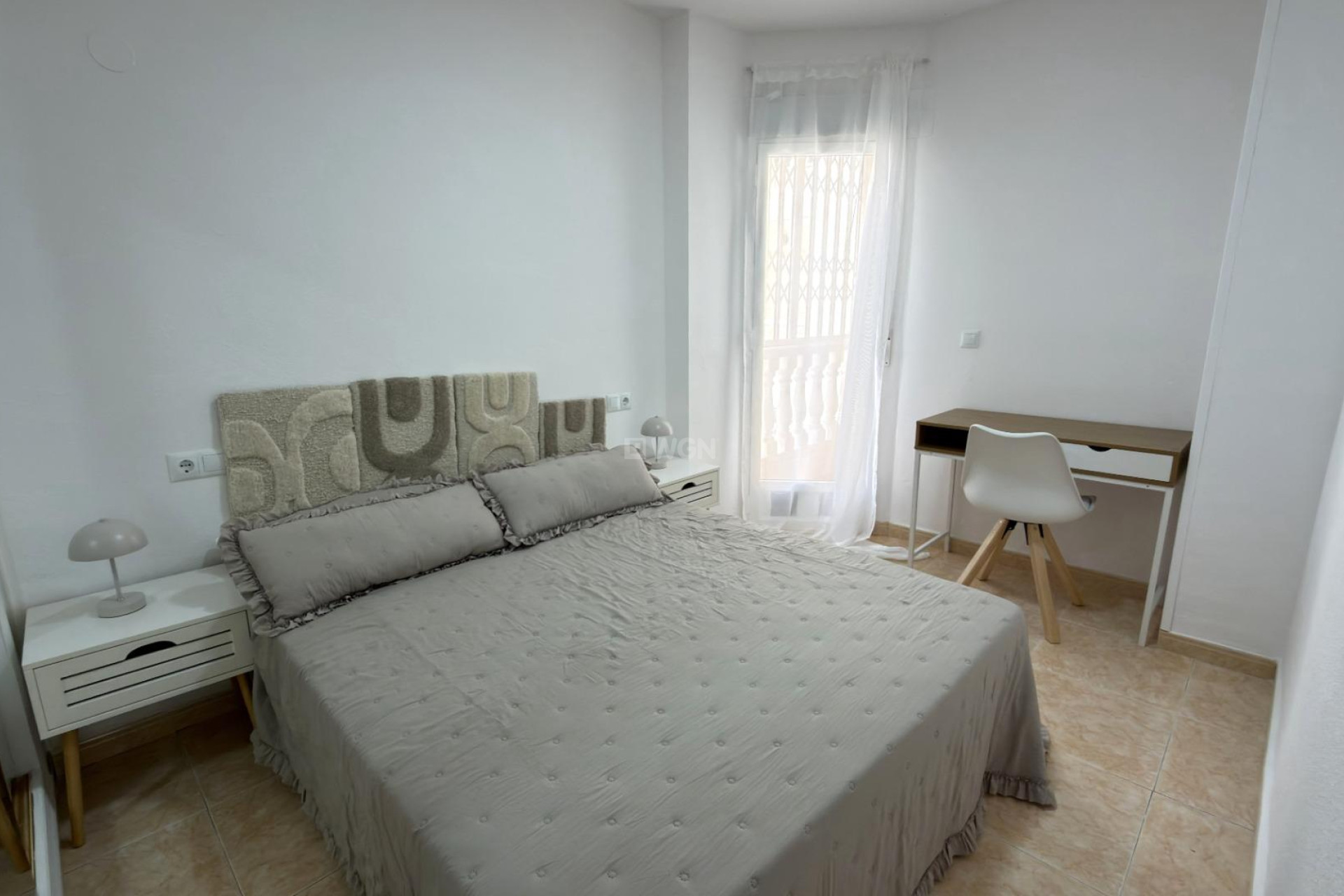 Odsprzedaż - Mieszkanie w bloku - Torrevieja - Centro