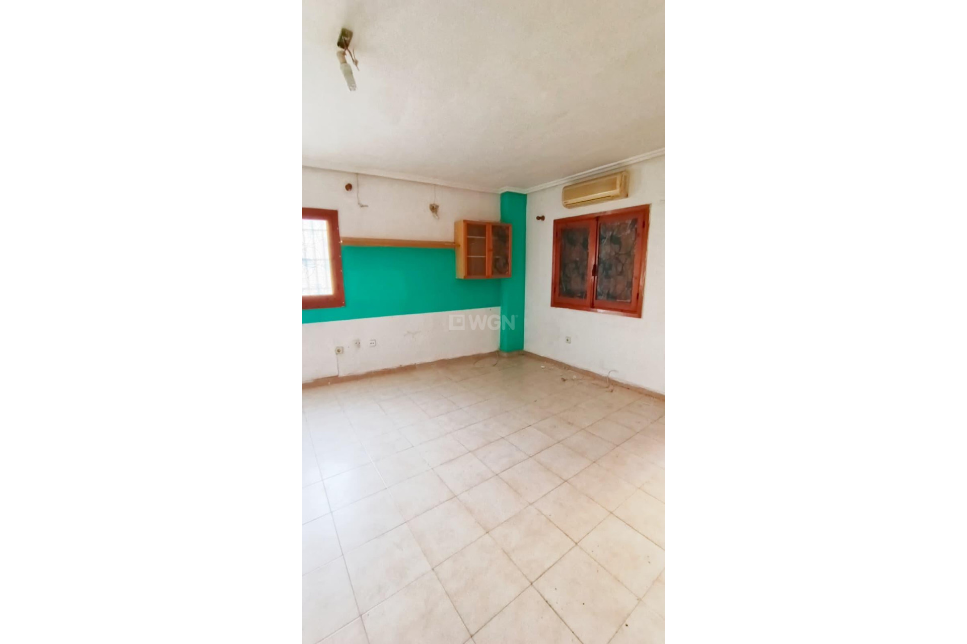 Odsprzedaż - Mieszkanie w bloku - Torrevieja - Centro