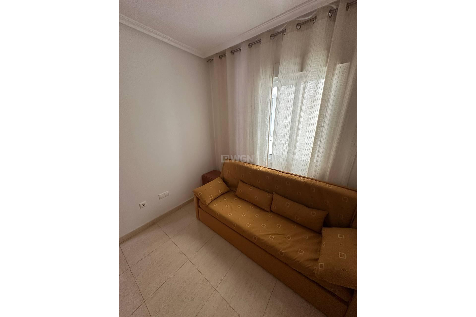 Odsprzedaż - Mieszkanie w bloku - Torrevieja - Centro