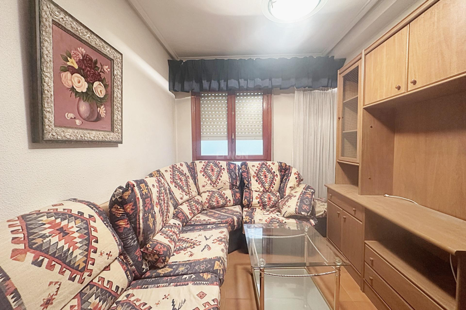 Odsprzedaż - Mieszkanie w bloku - Torrevieja - Centro