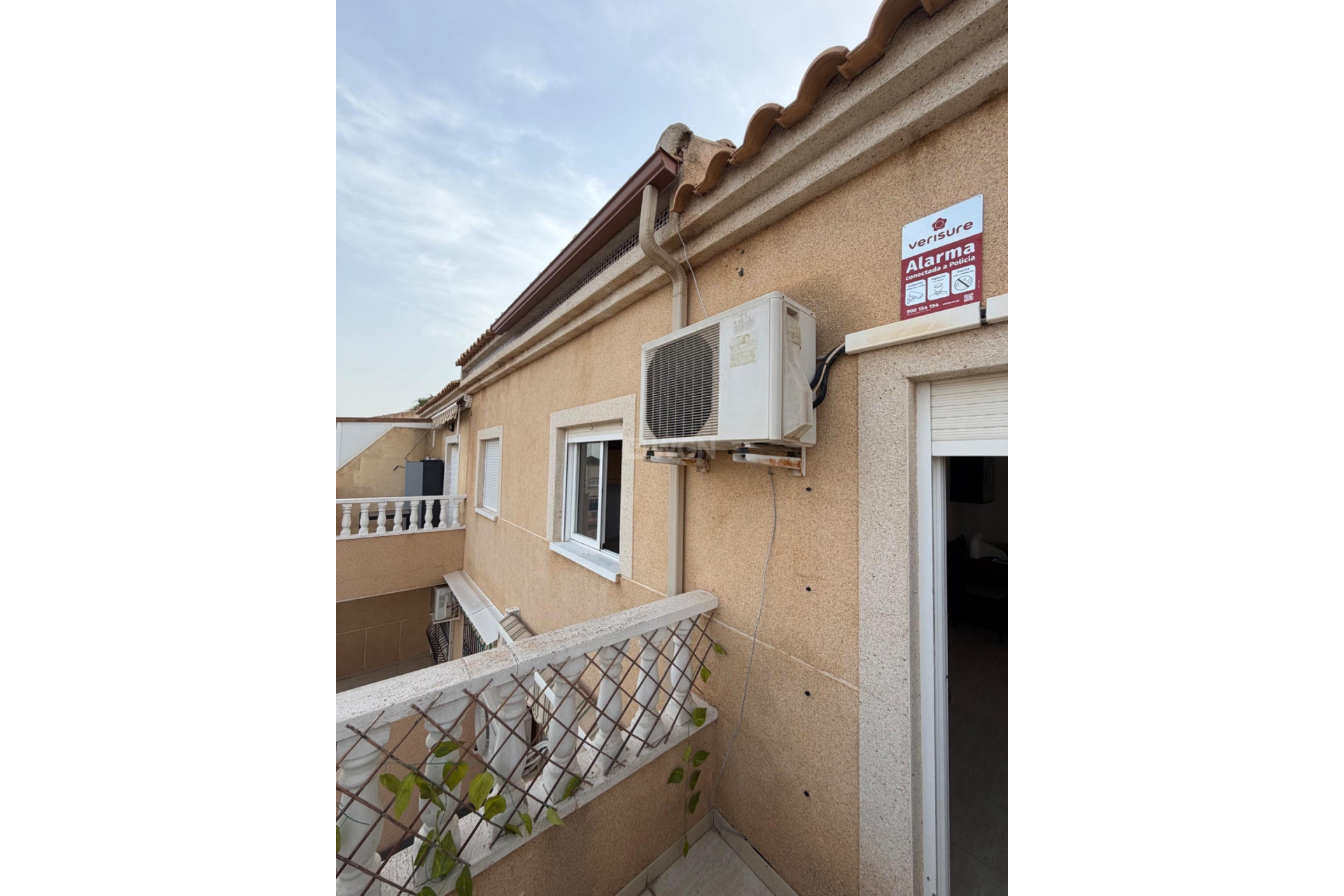 Odsprzedaż - Mieszkanie w bloku - Torrevieja - Centro