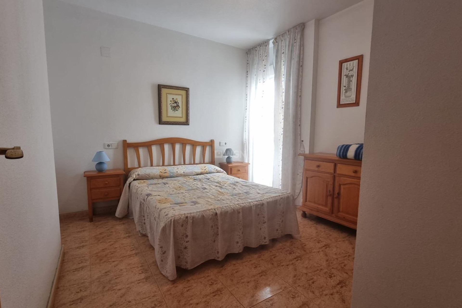Odsprzedaż - Mieszkanie w bloku - Torrevieja - Centro