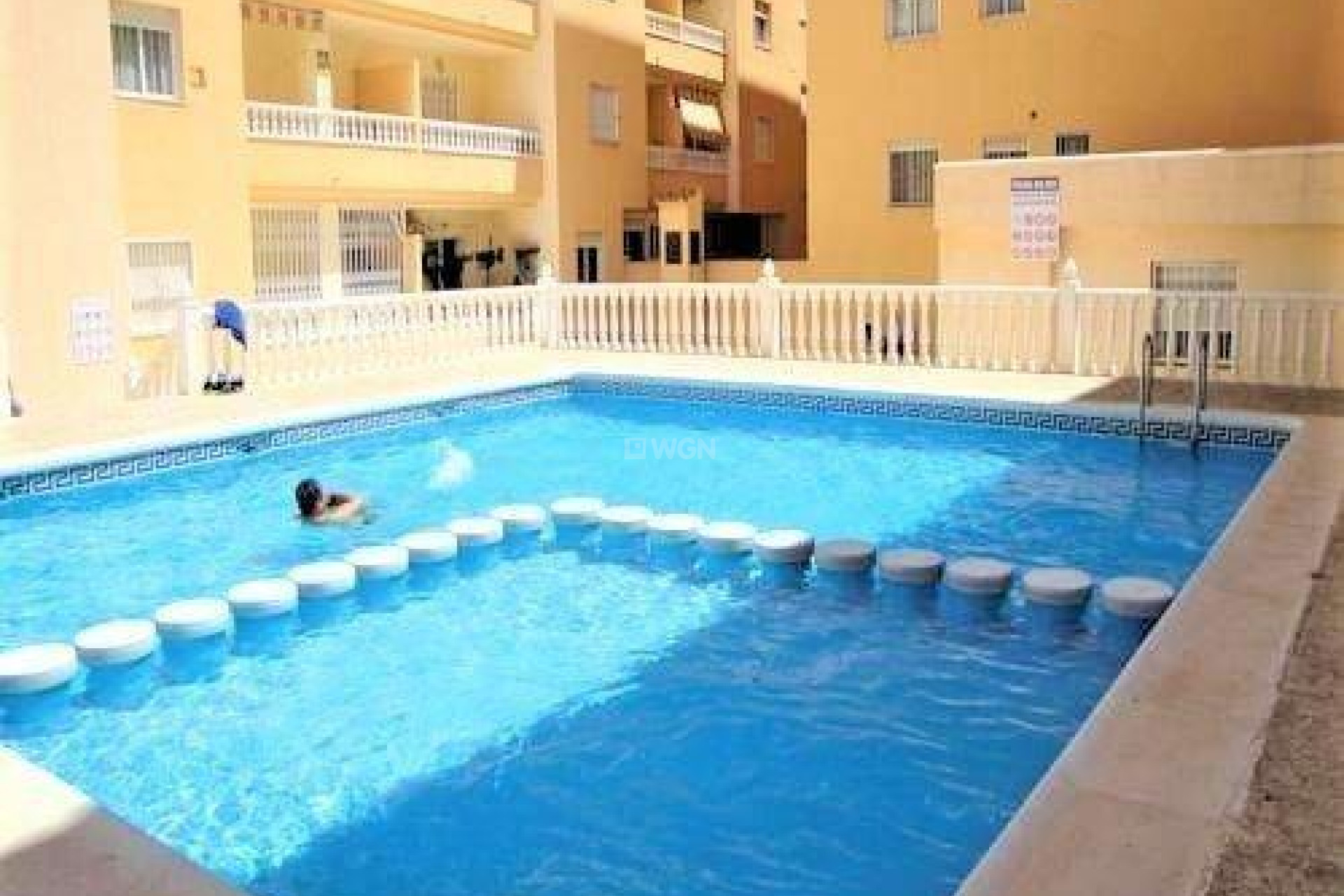 Odsprzedaż - Mieszkanie w bloku - Torrevieja - Centro