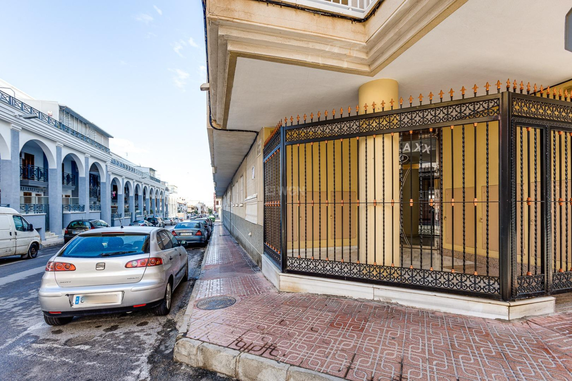 Odsprzedaż - Mieszkanie w bloku - Torrevieja - Centro