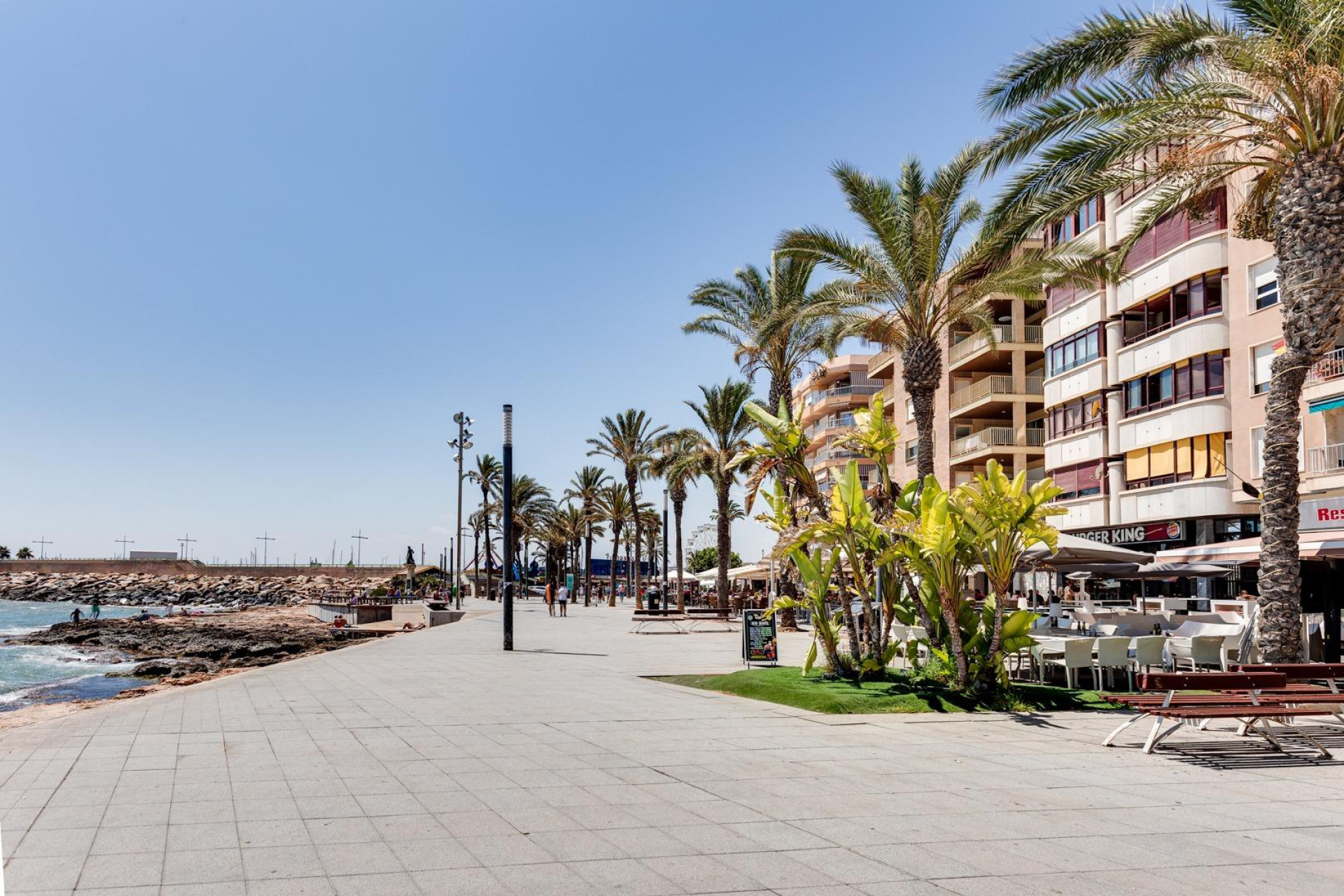 Odsprzedaż - Mieszkanie w bloku - Torrevieja - Centro