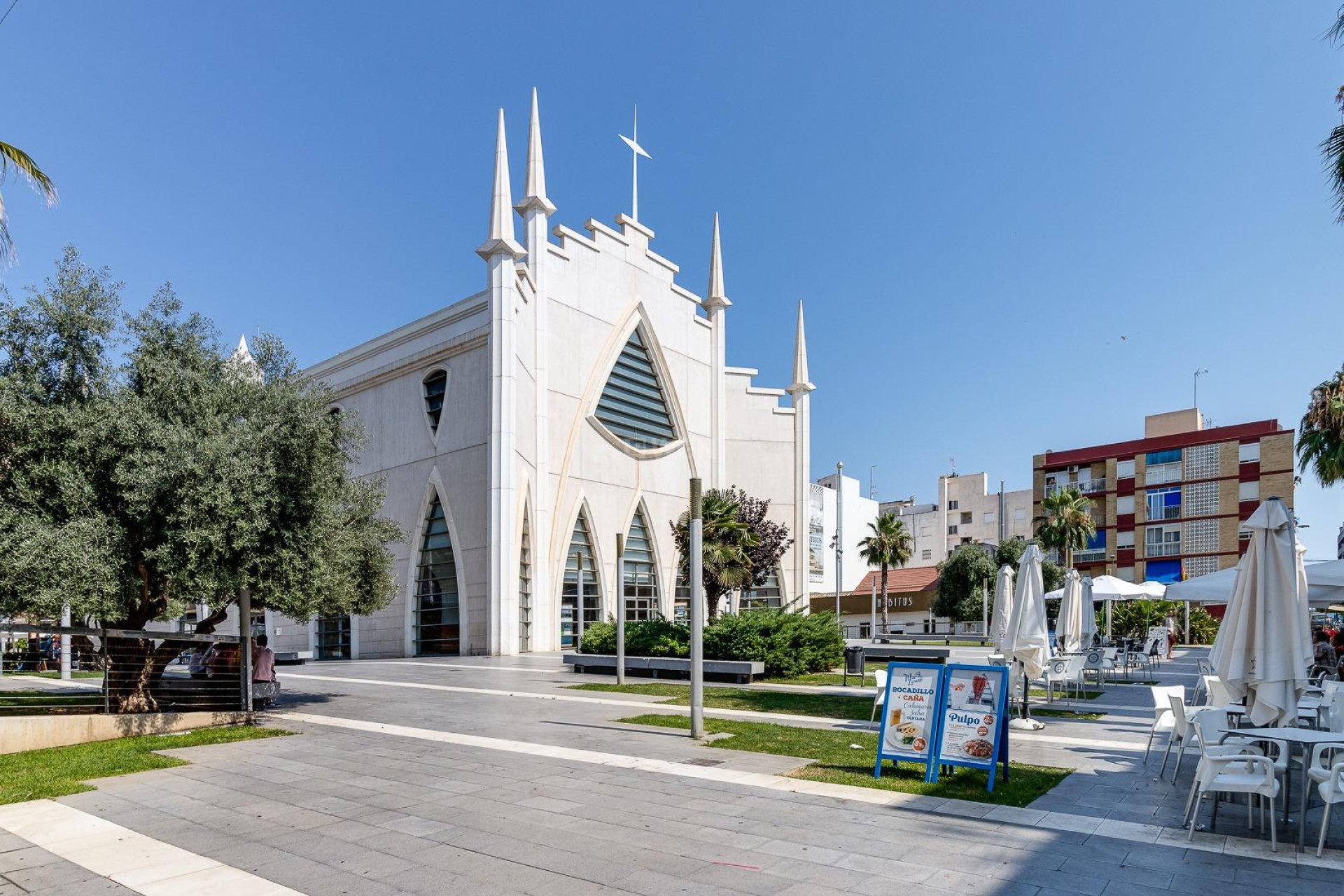 Odsprzedaż - Mieszkanie w bloku - Torrevieja - Centro