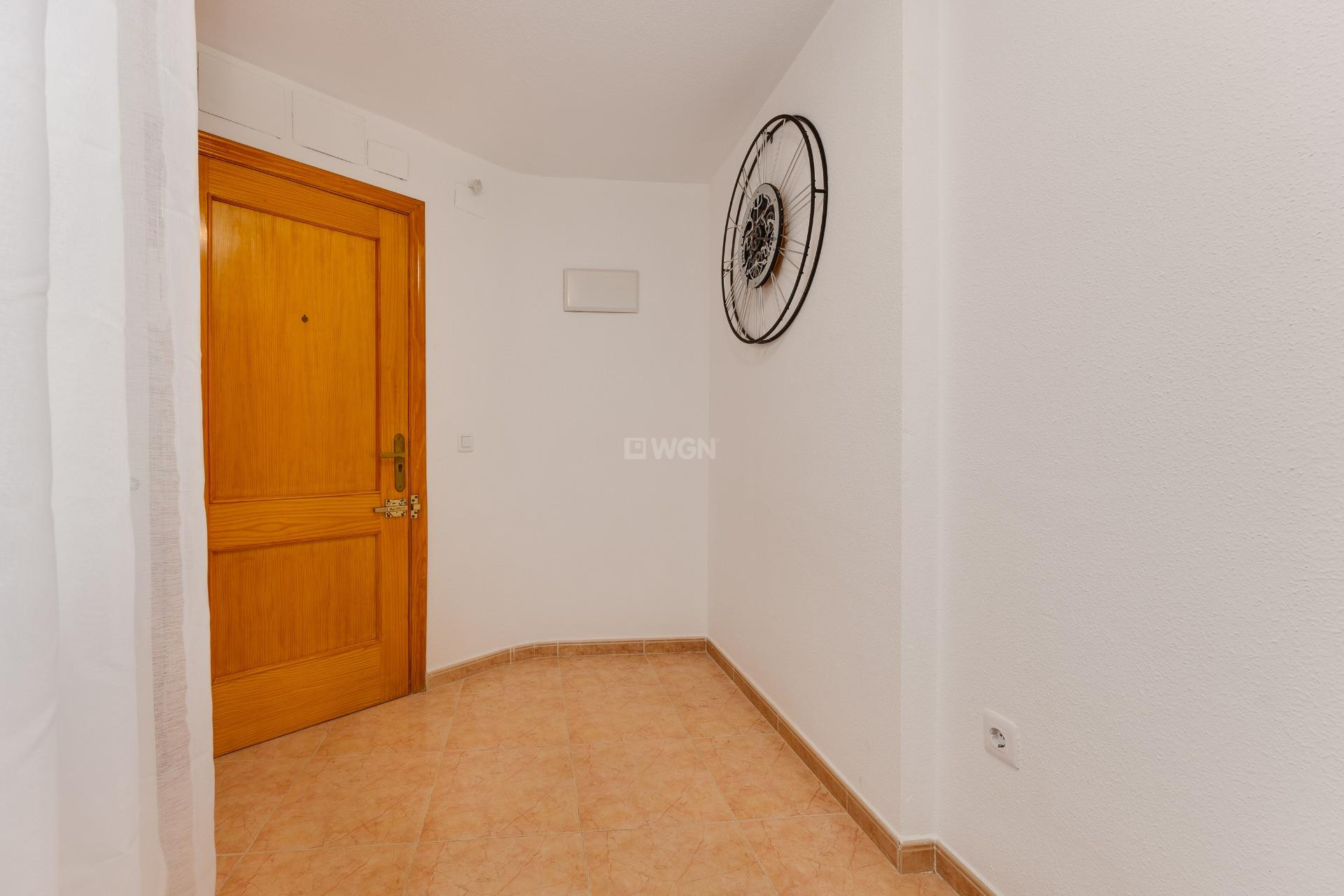 Odsprzedaż - Mieszkanie w bloku - Torrevieja - Centro