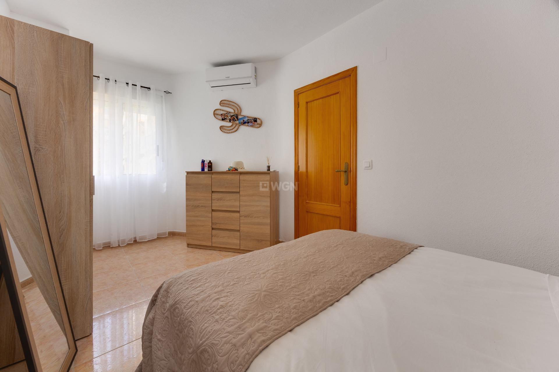 Odsprzedaż - Mieszkanie w bloku - Torrevieja - Centro