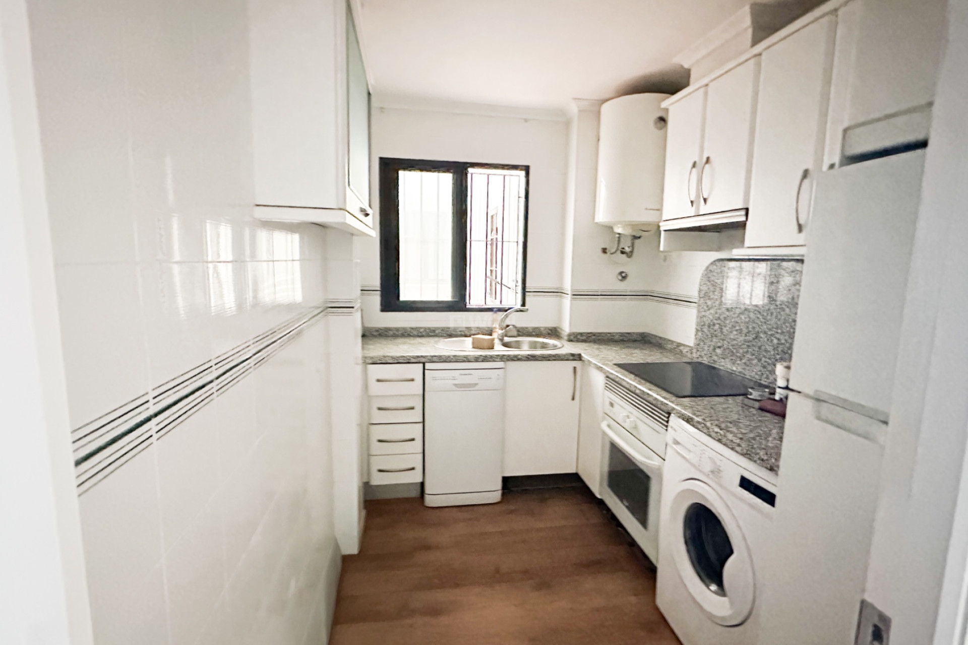 Odsprzedaż - Mieszkanie w bloku - Torrevieja - Costa Blanca