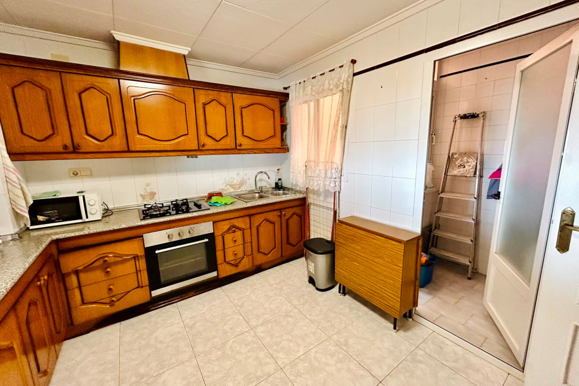 Odsprzedaż - Mieszkanie w bloku - Torrevieja - Costa Blanca