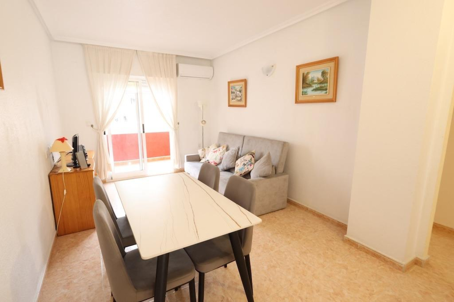 Odsprzedaż - Mieszkanie w bloku - Torrevieja - Costa Blanca