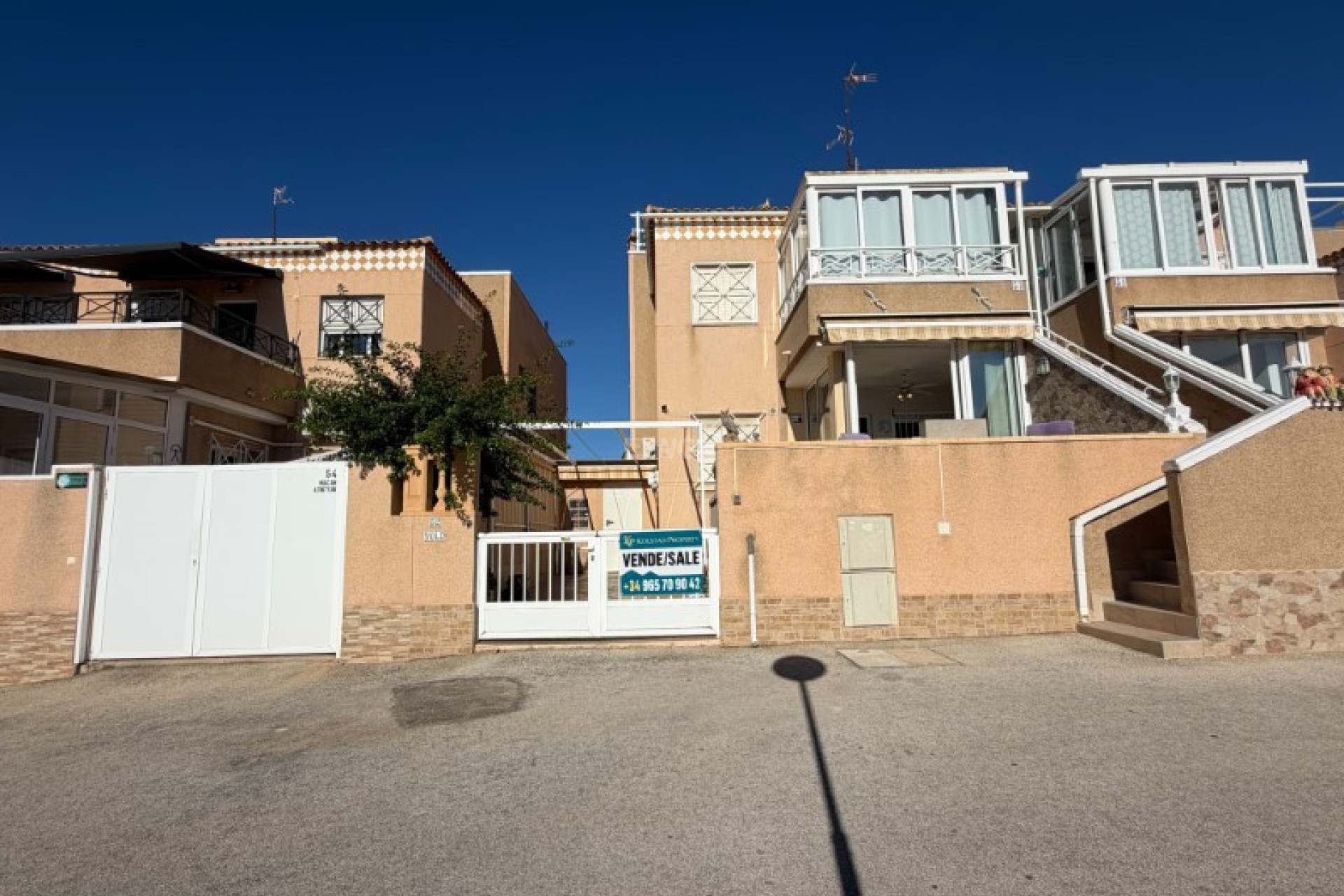 Odsprzedaż - Mieszkanie w bloku - Torrevieja - Costa Blanca