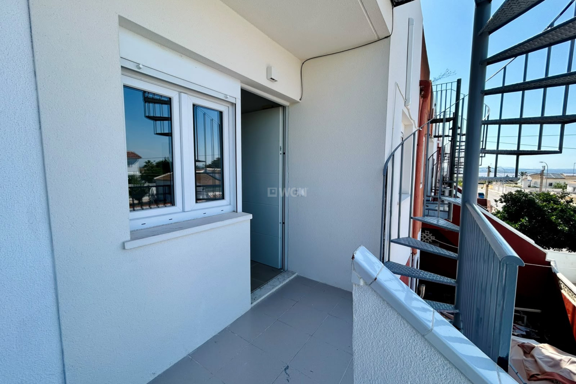 Odsprzedaż - Mieszkanie w bloku - Torrevieja - Costa Blanca