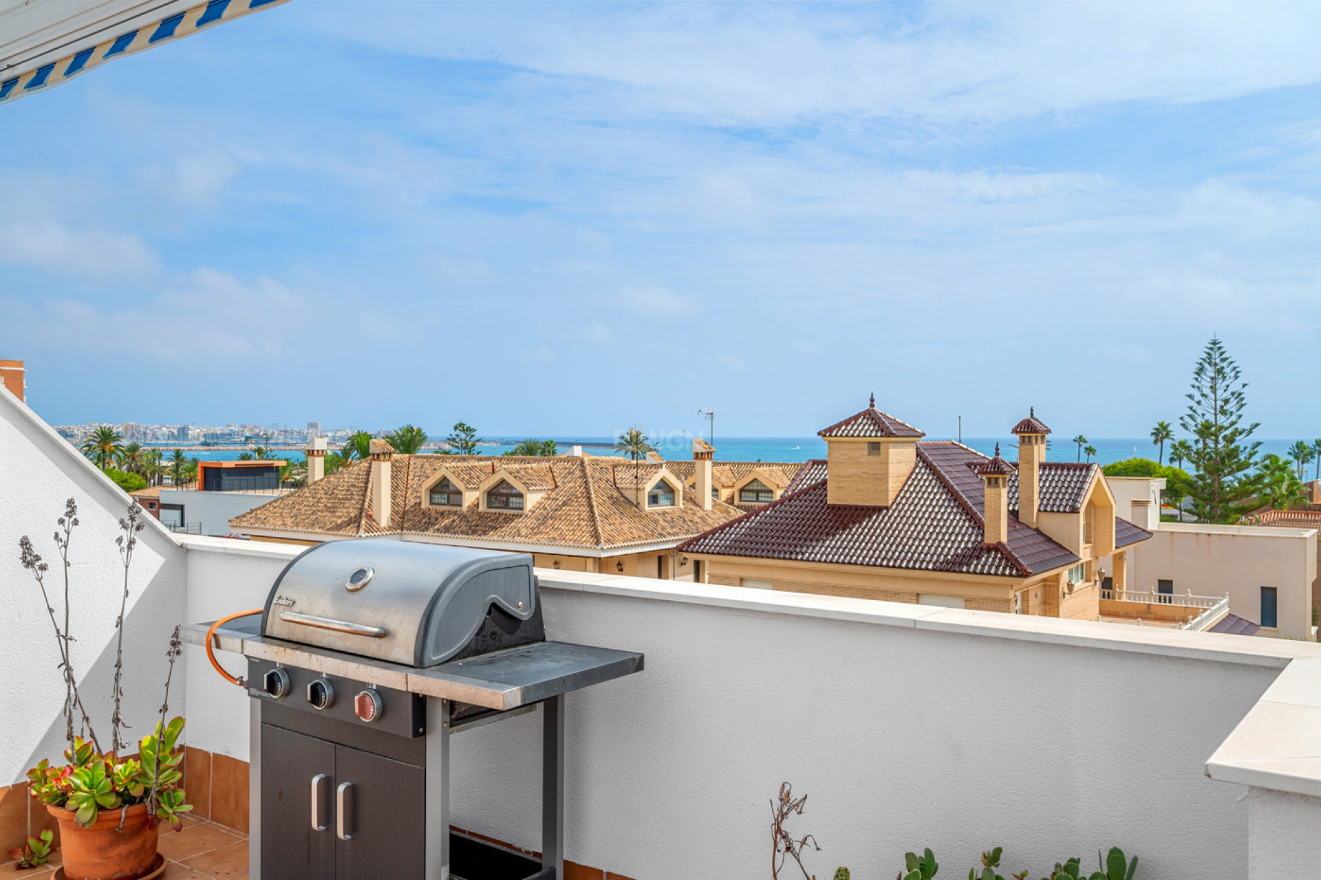 Odsprzedaż - Mieszkanie w bloku - Torrevieja - Costa Blanca