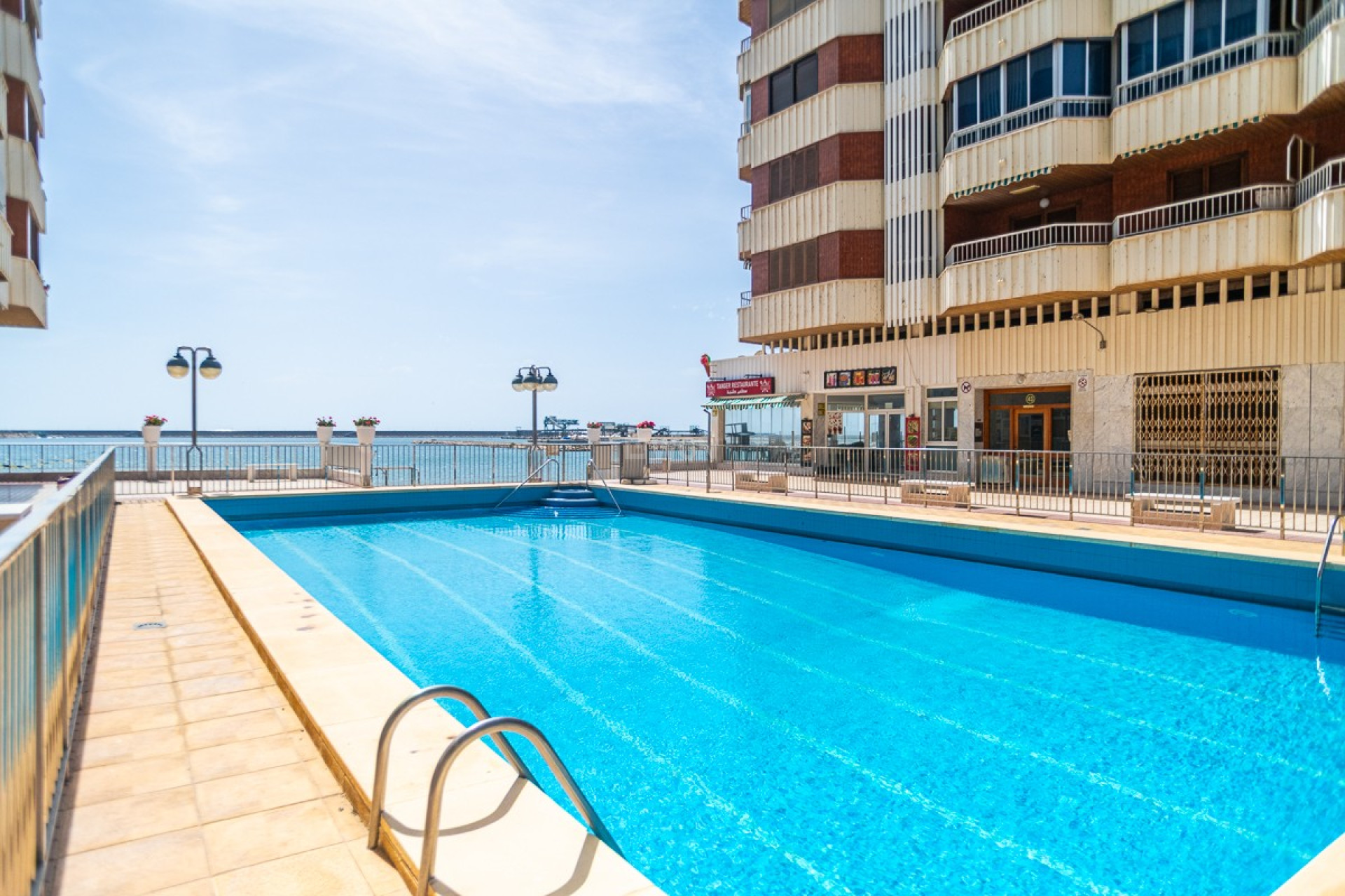 Odsprzedaż - Mieszkanie w bloku - Torrevieja - Costa Blanca