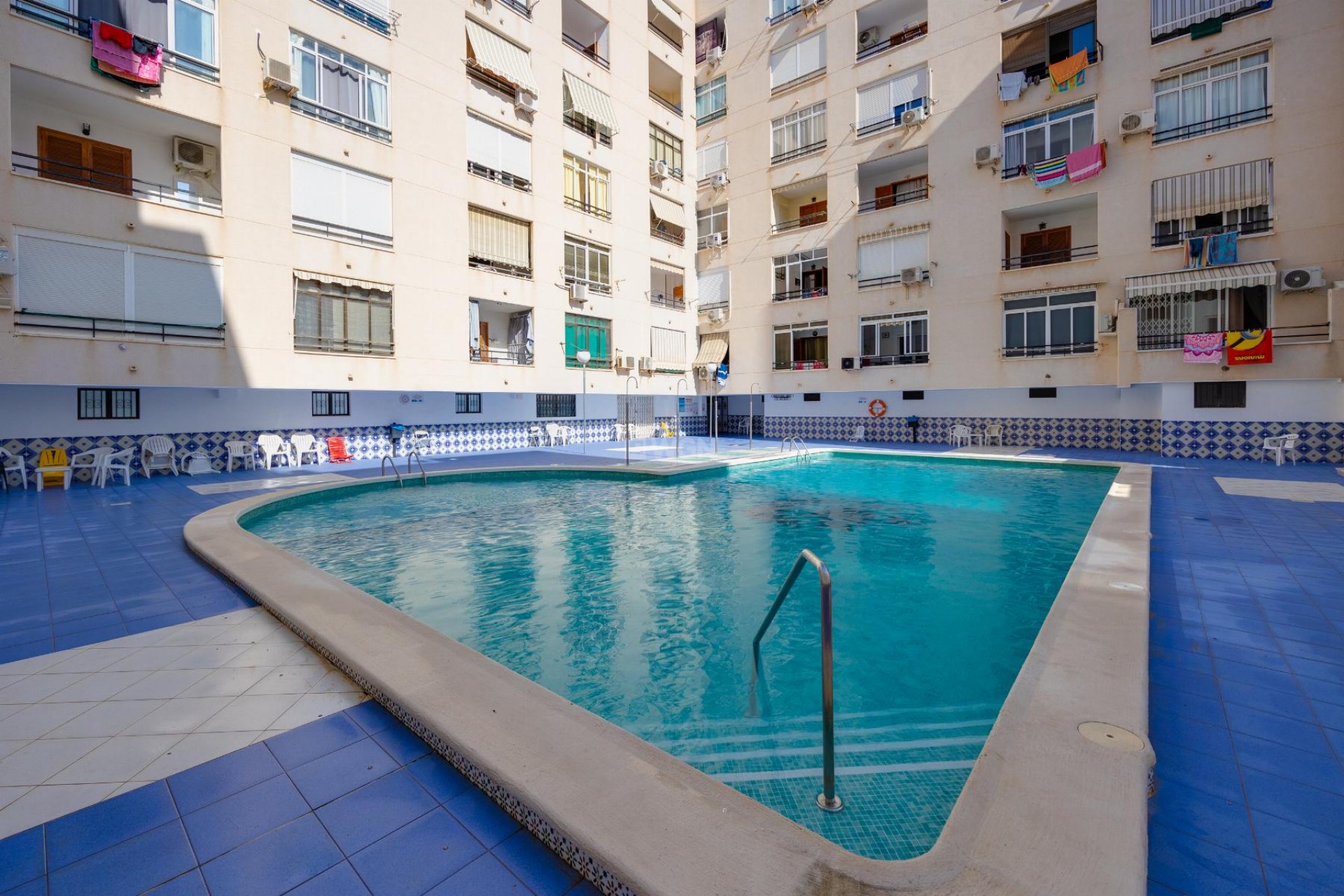 Odsprzedaż - Mieszkanie w bloku - Torrevieja - Costa Blanca