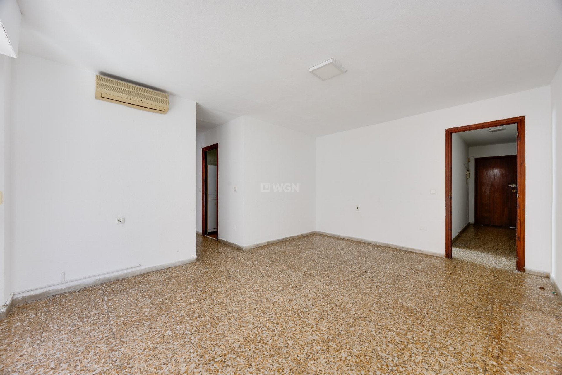 Odsprzedaż - Mieszkanie w bloku - Torrevieja - Costa Blanca