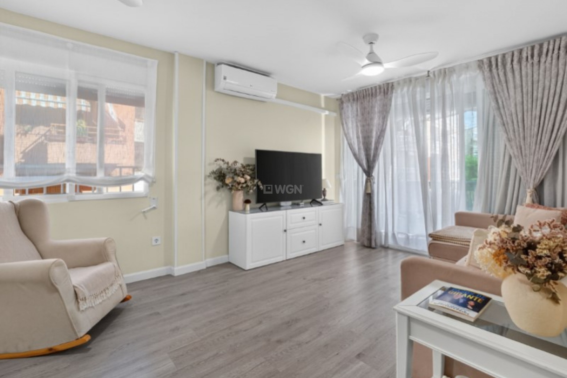 Odsprzedaż - Mieszkanie w bloku - Torrevieja - Costa Blanca