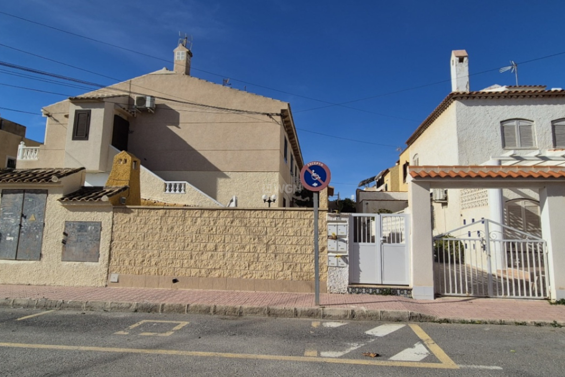 Odsprzedaż - Mieszkanie w bloku - Torrevieja - Costa Blanca