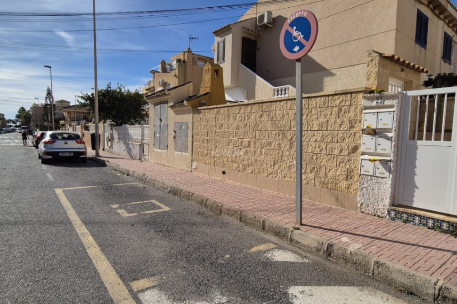 Odsprzedaż - Mieszkanie w bloku - Torrevieja - Costa Blanca