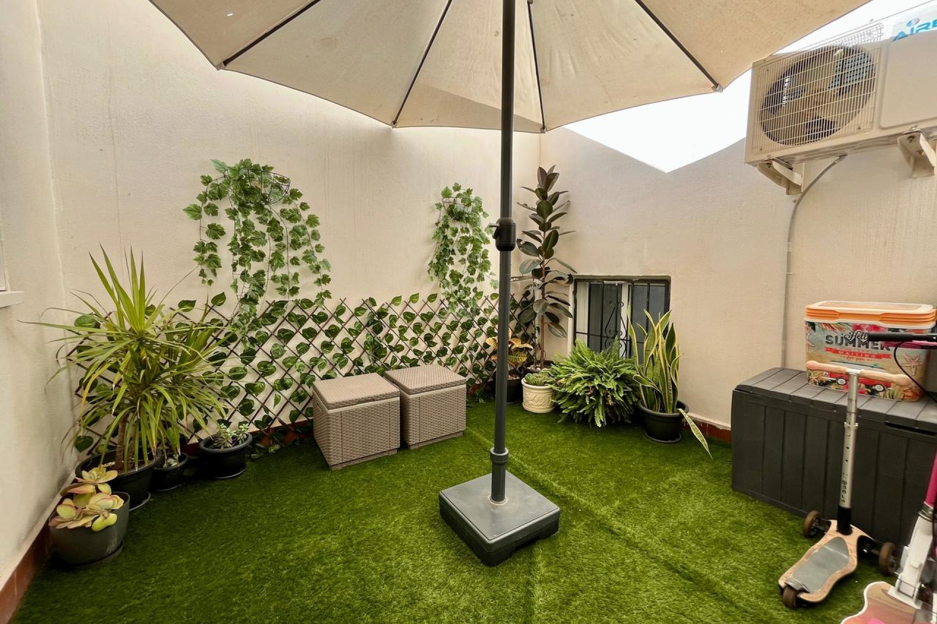 Odsprzedaż - Mieszkanie w bloku - Torrevieja - Costa Blanca