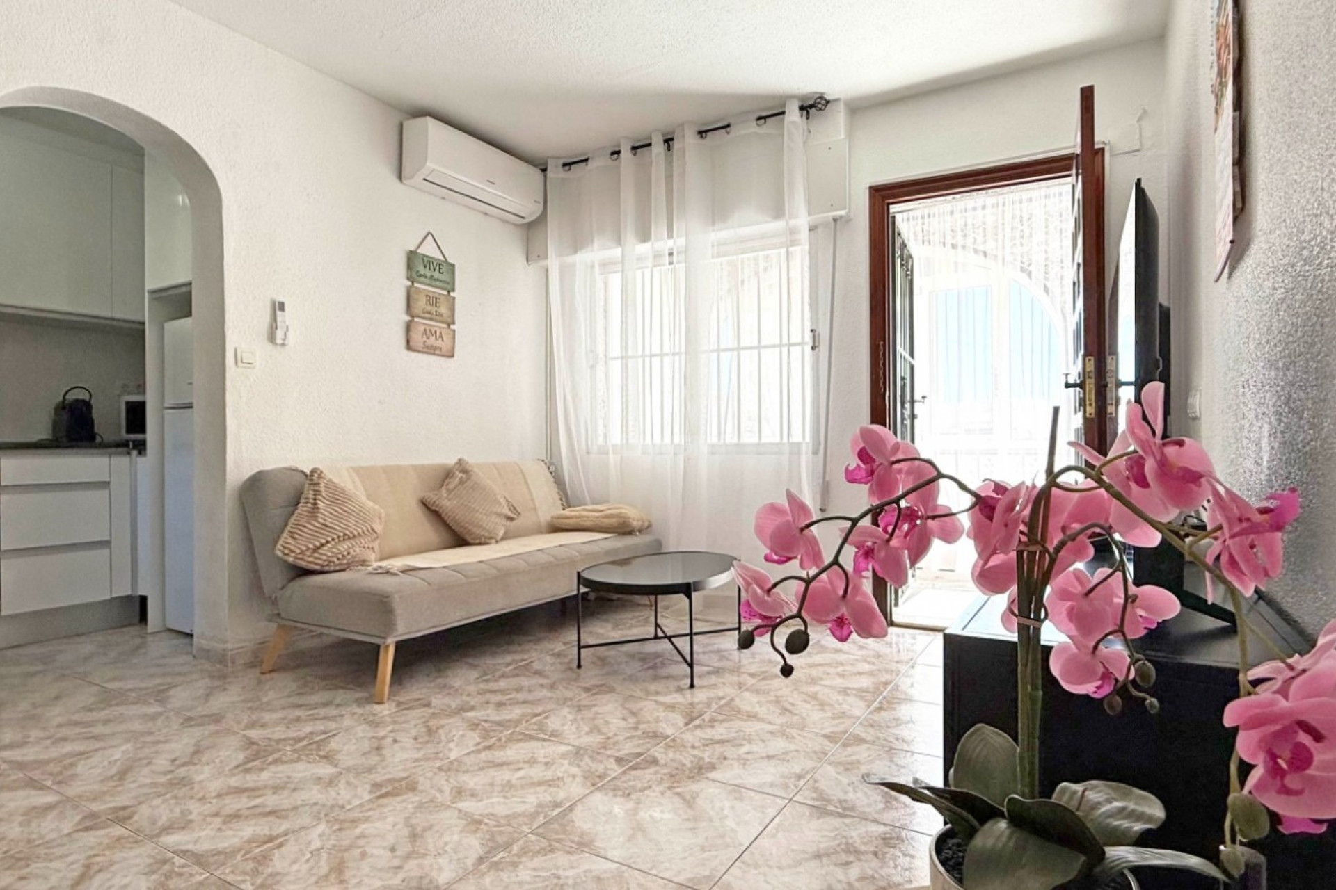 Odsprzedaż - Mieszkanie w bloku - Torrevieja - Costa Blanca