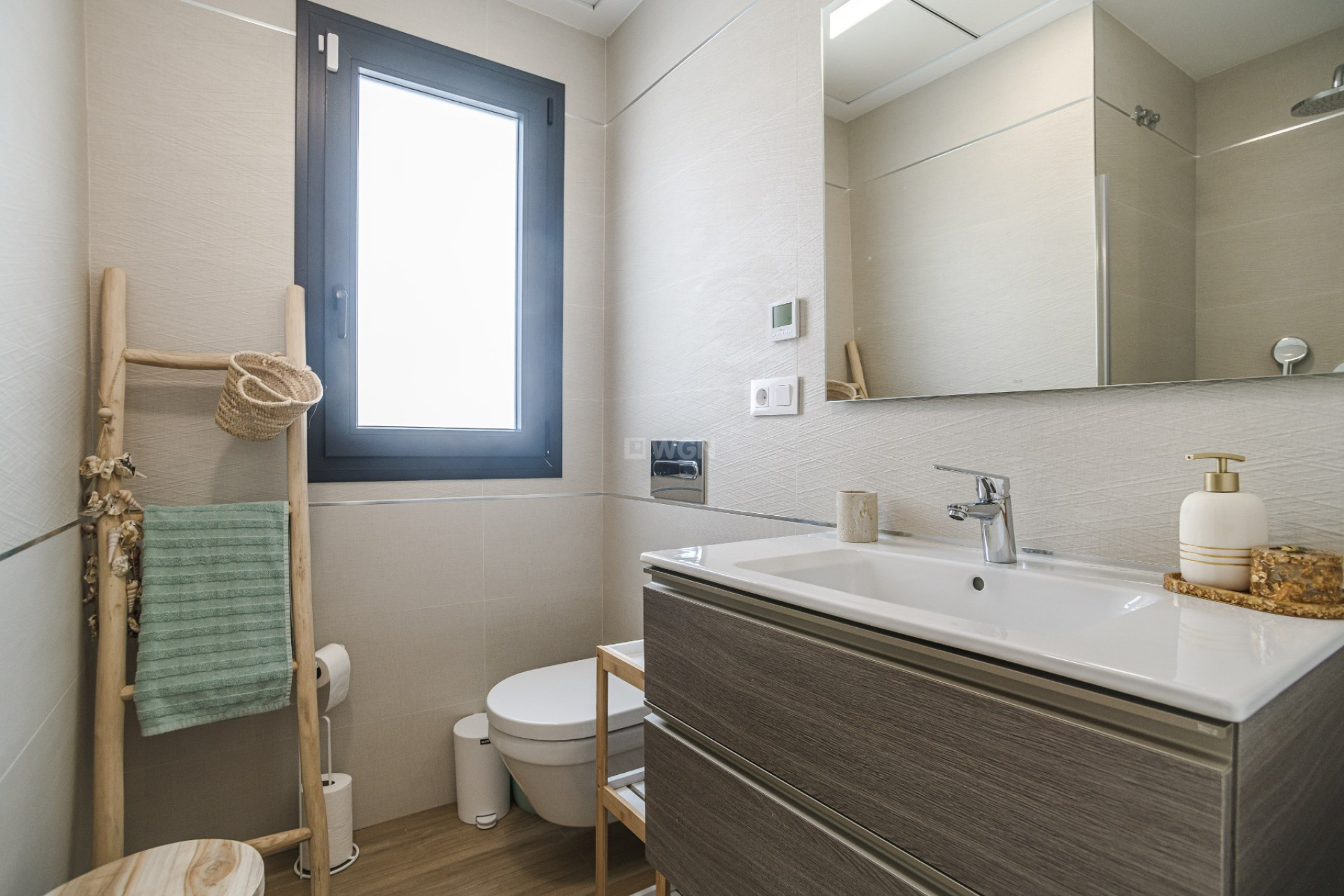 Odsprzedaż - Mieszkanie w bloku - Torrevieja - Costa Blanca