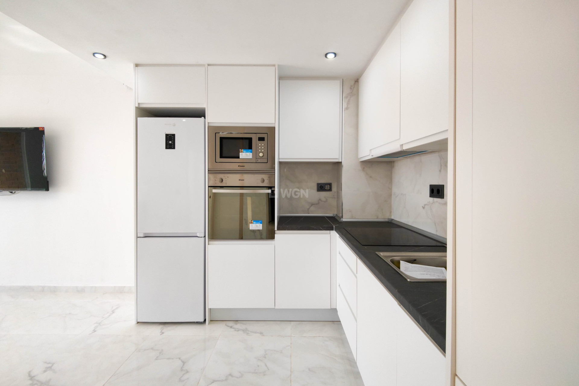 Odsprzedaż - Mieszkanie w bloku - Torrevieja - Costa Blanca