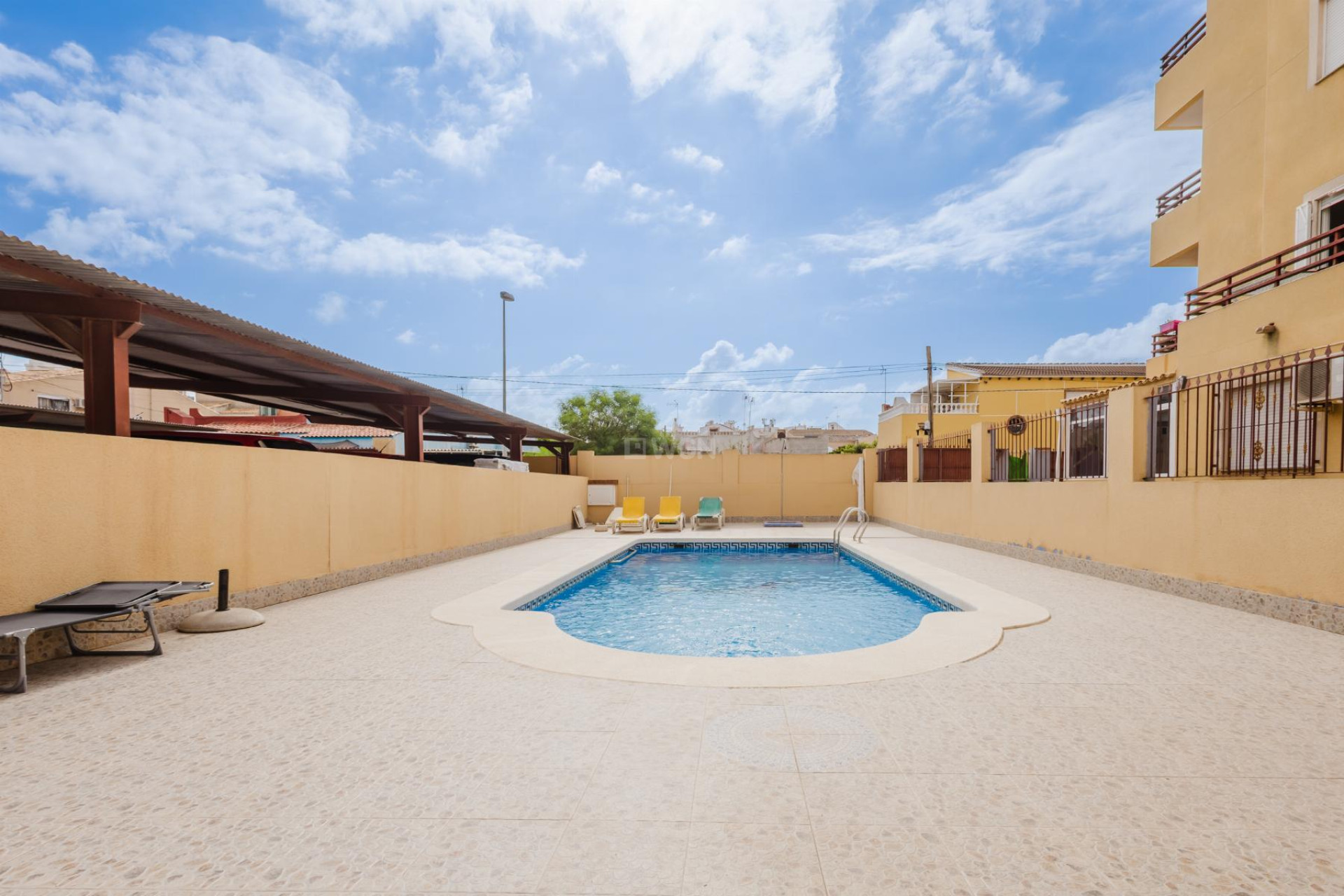 Odsprzedaż - Mieszkanie w bloku - Torrevieja - Costa Blanca