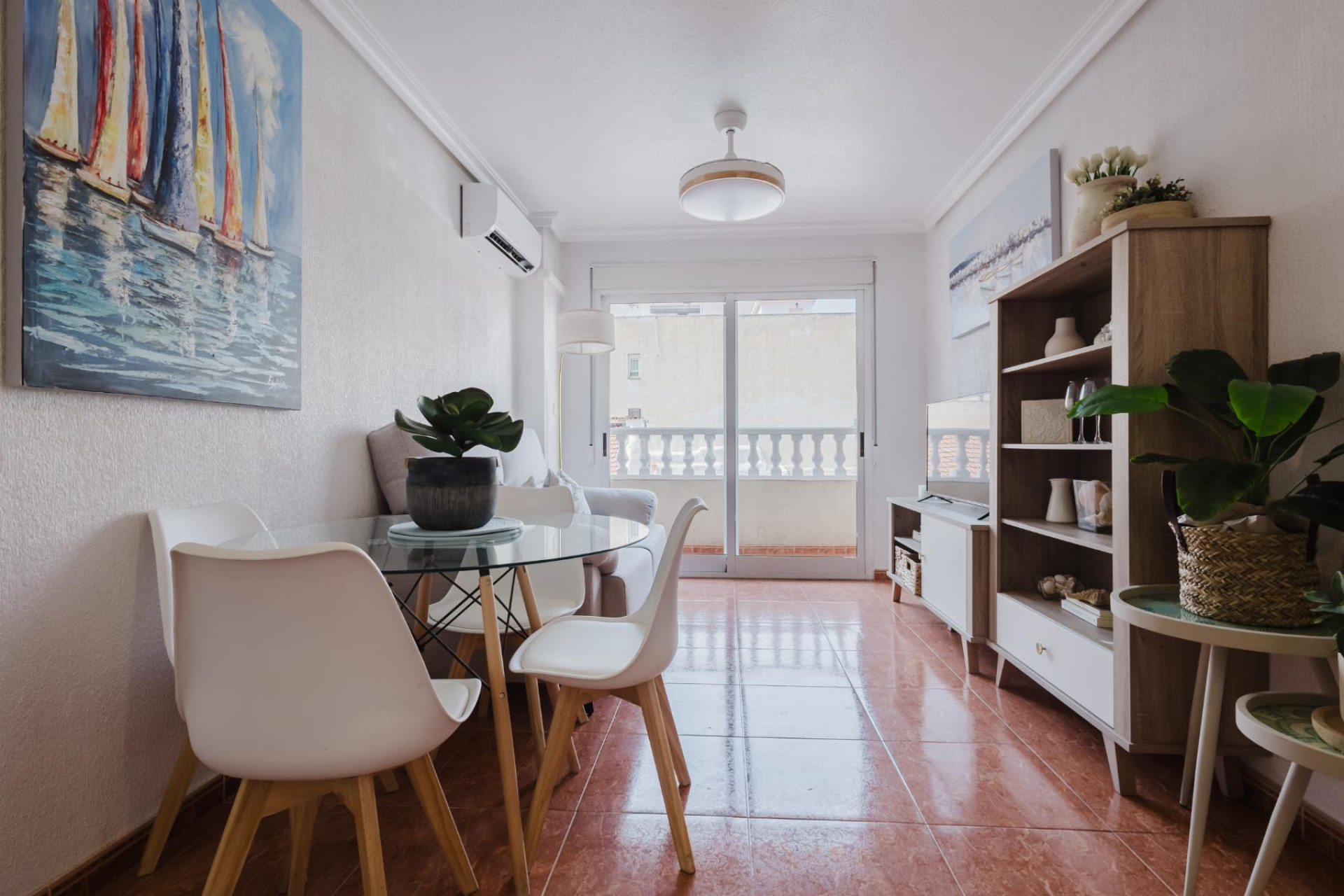 Odsprzedaż - Mieszkanie w bloku - Torrevieja - Costa Blanca