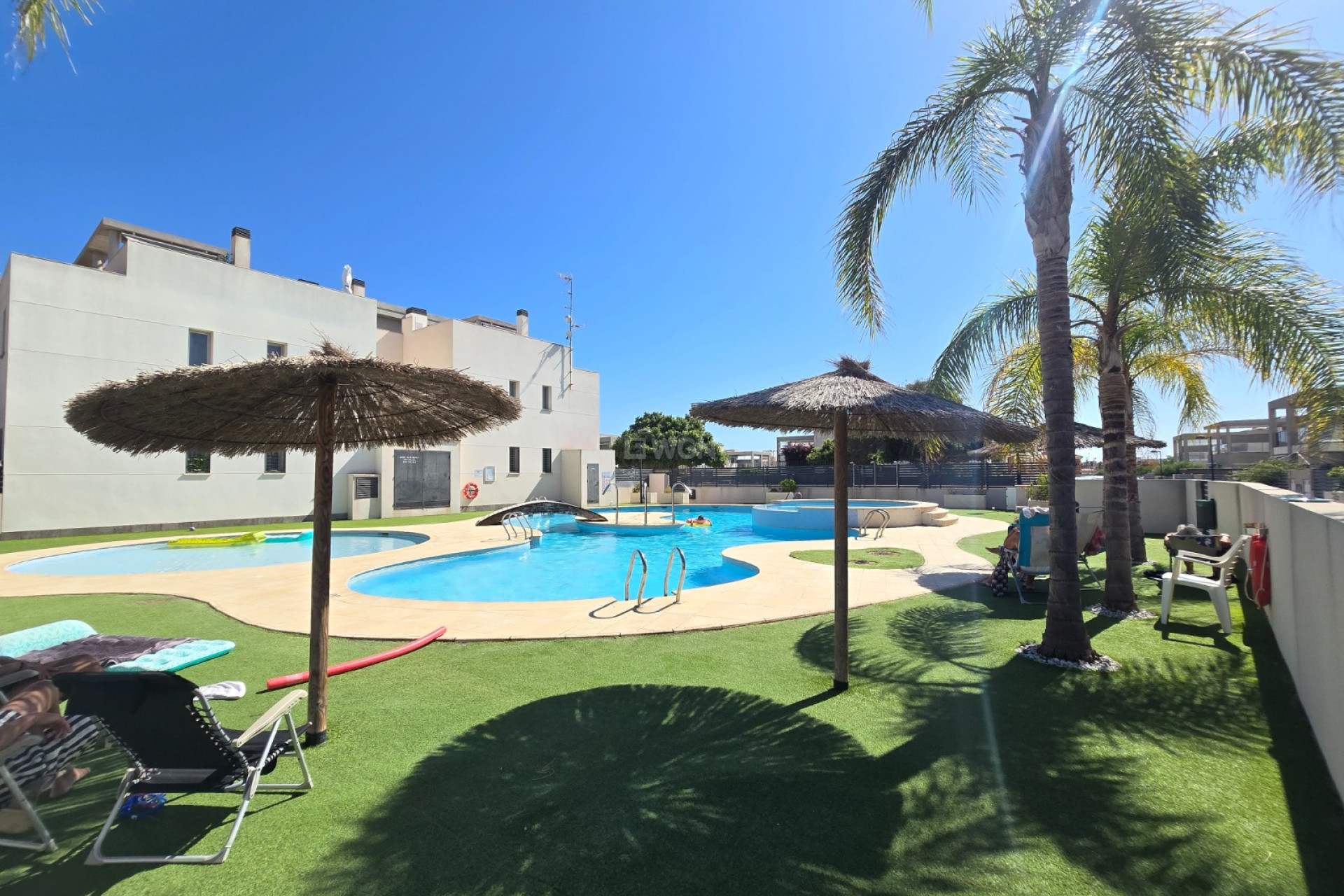 Odsprzedaż - Mieszkanie w bloku - Torrevieja - Costa Blanca