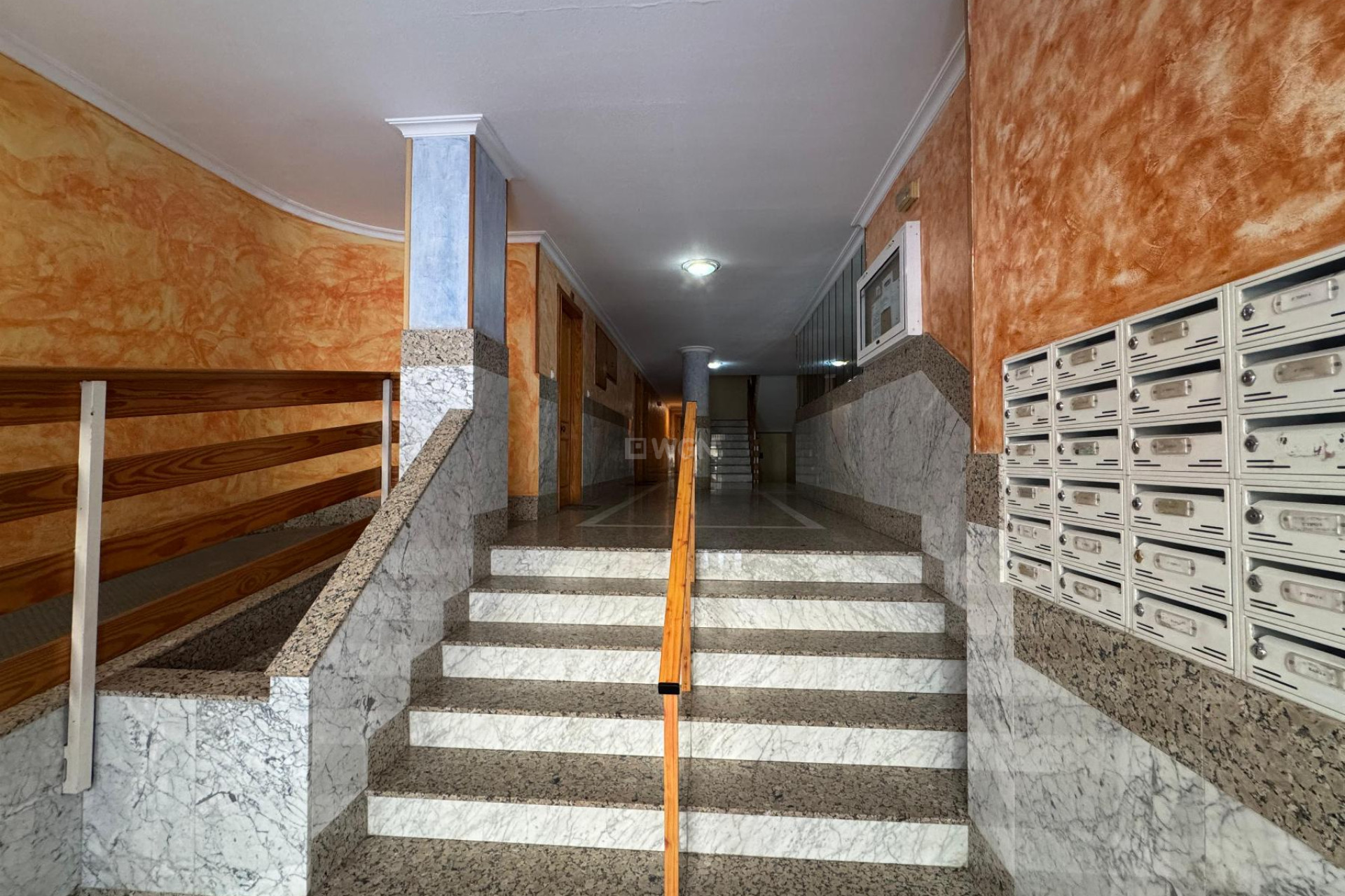 Odsprzedaż - Mieszkanie w bloku - Torrevieja - Costa Blanca