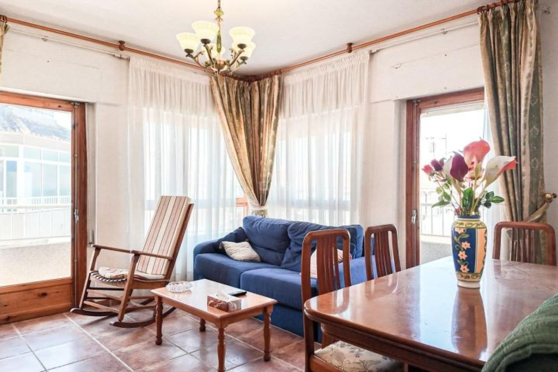 Odsprzedaż - Mieszkanie w bloku - Torrevieja - Costa Blanca