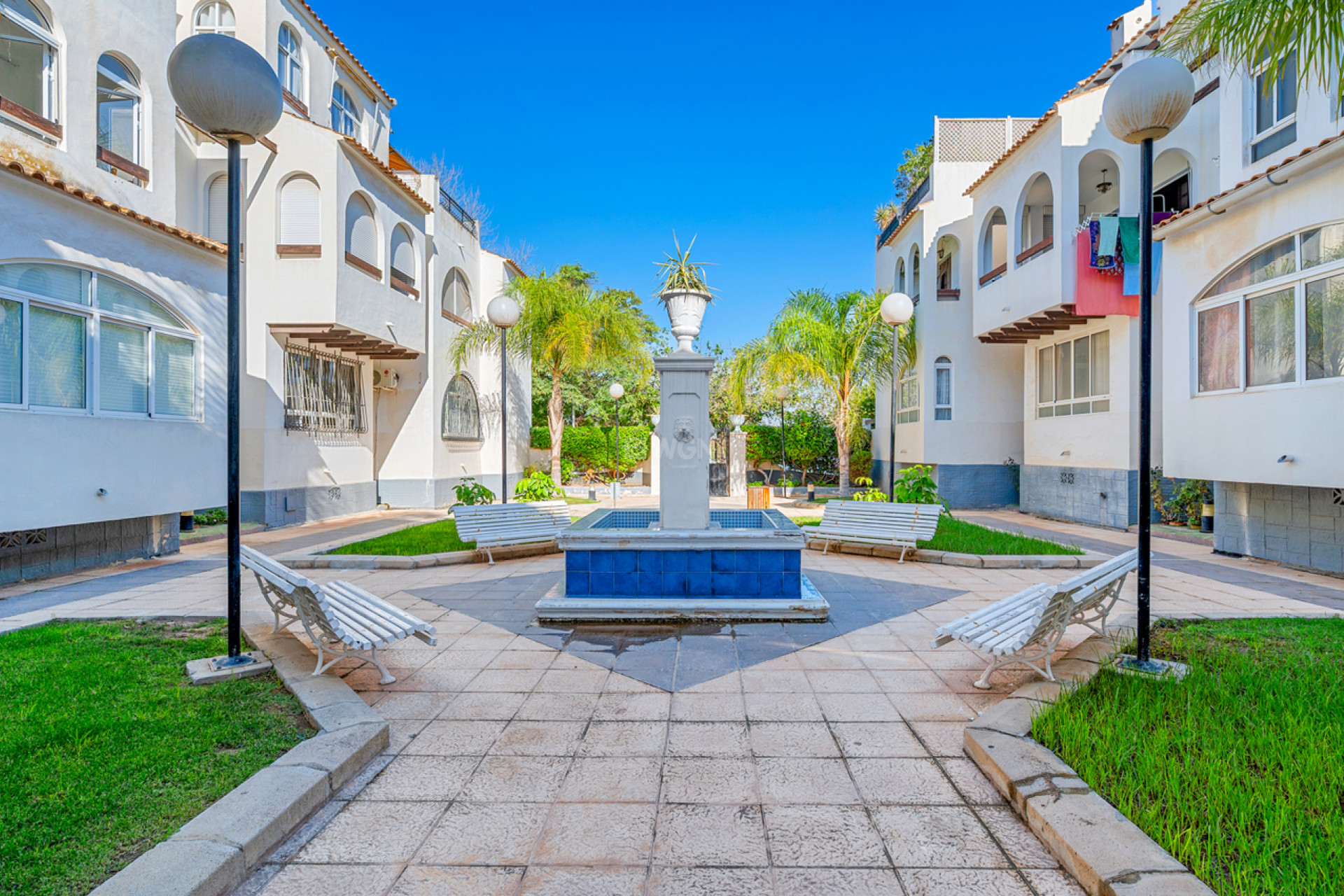 Odsprzedaż - Mieszkanie w bloku - Torrevieja - Costa Blanca