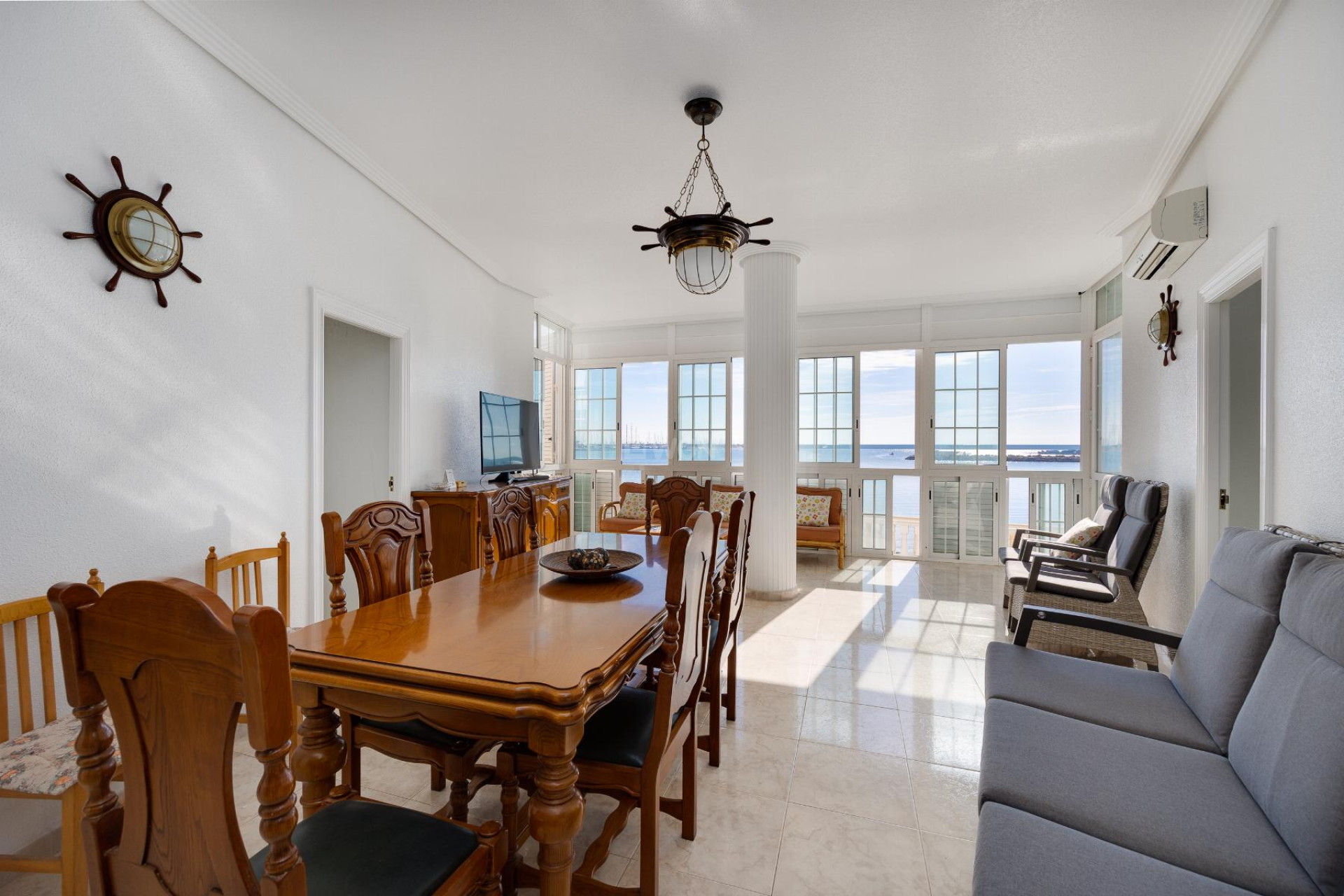 Odsprzedaż - Mieszkanie w bloku - Torrevieja - Costa Blanca