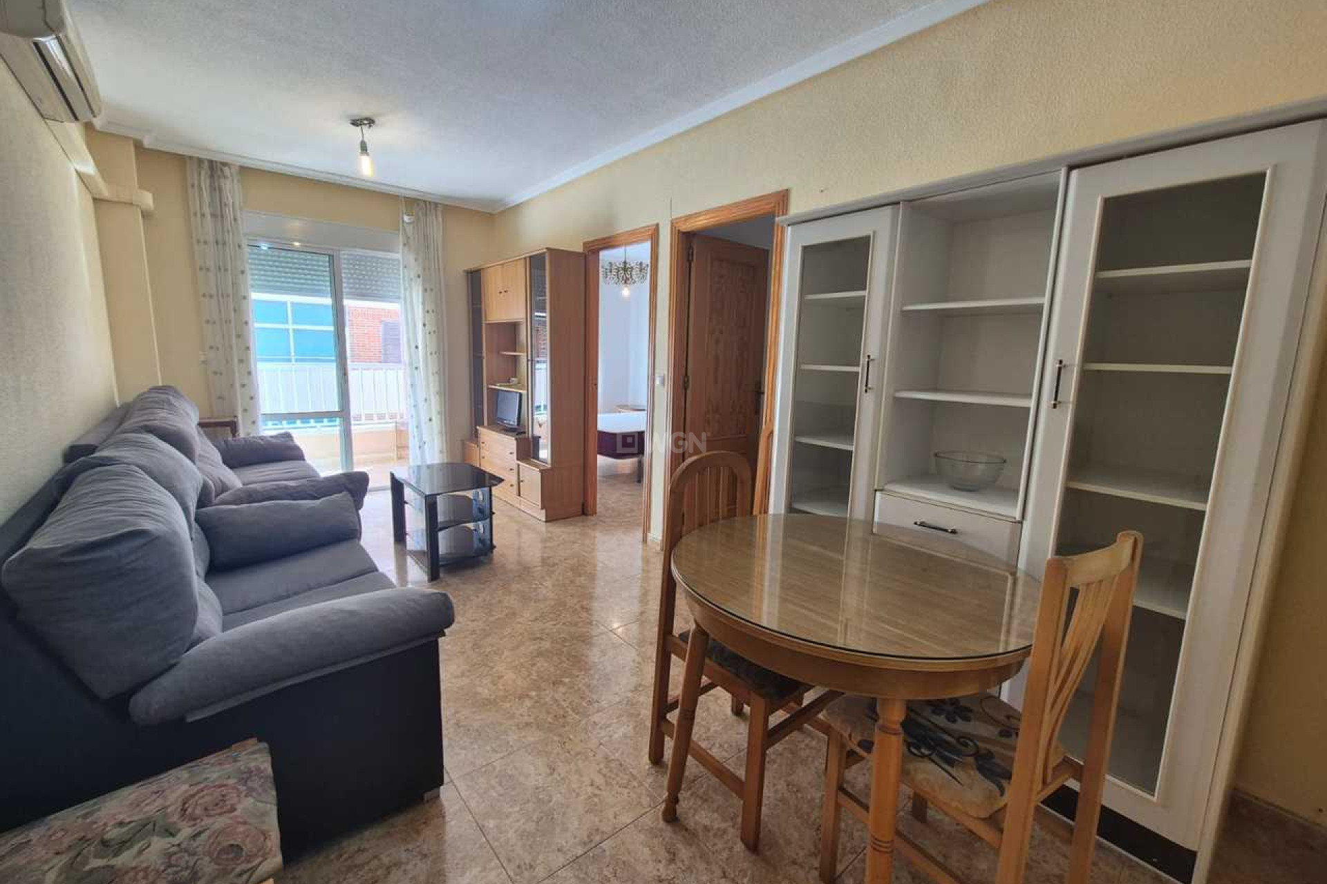 Odsprzedaż - Mieszkanie w bloku - Torrevieja - Costa Blanca