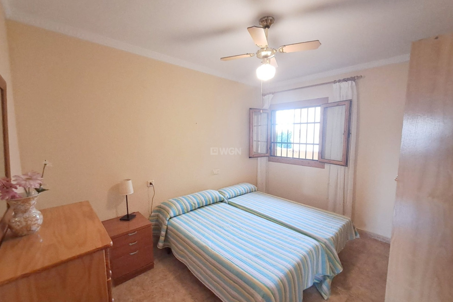 Odsprzedaż - Mieszkanie w bloku - Torrevieja - Costa Blanca