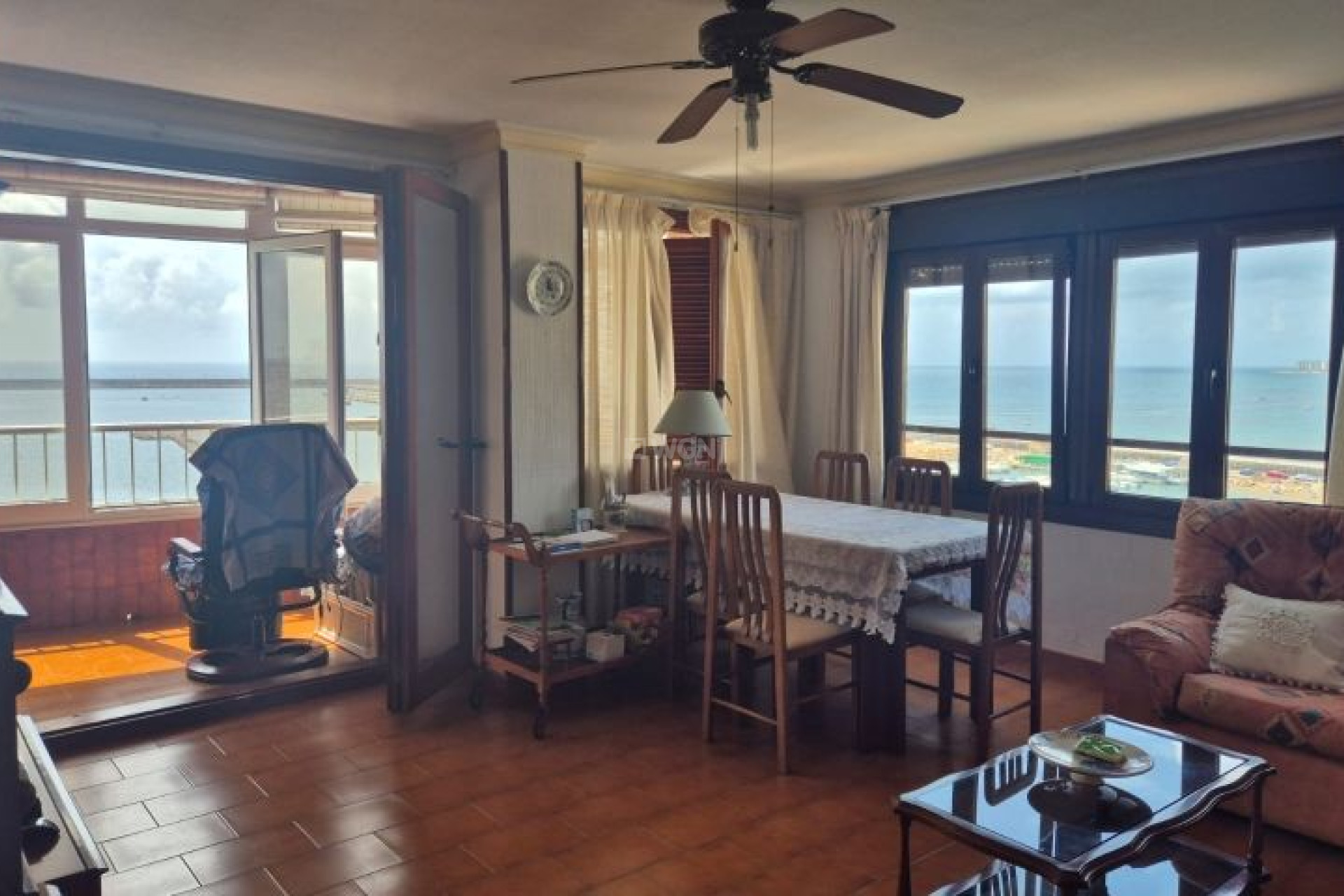 Odsprzedaż - Mieszkanie w bloku - Torrevieja - Costa Blanca